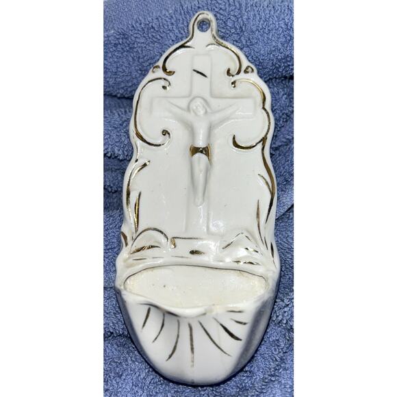 VTG Holy Water Font White Bisque Porcelain Hand Paint, Gold Trim 8". crucifix - Picture 1 of 7